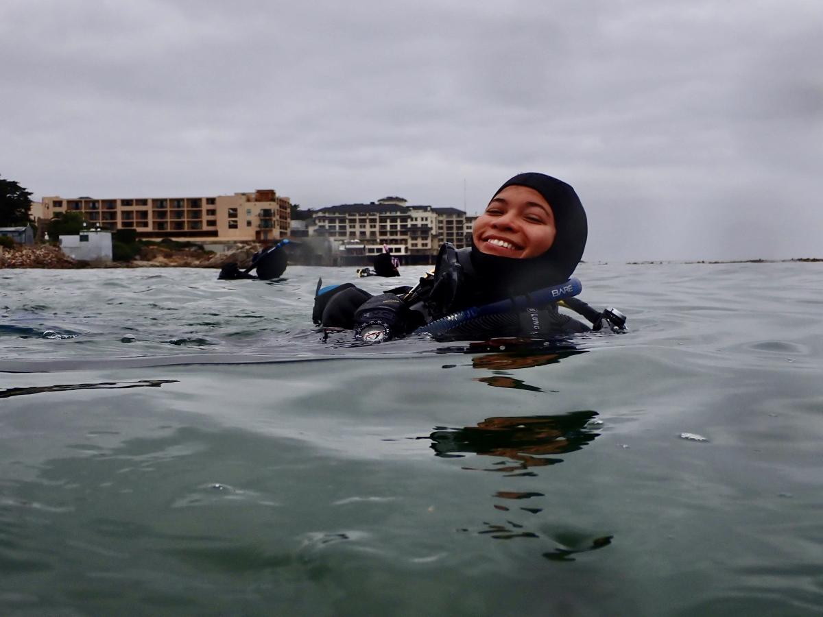 Diving in Monterey Student diving in Monterey Bay